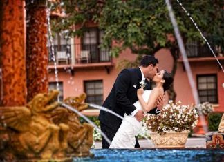 7 Questions to Ask Before Hiring Your Wedding Photographer