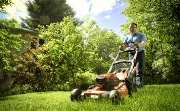 Go Green on Your Grass With Electric Lawn Mowers