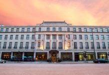 Set the Stage for a Memorable Family Reunion